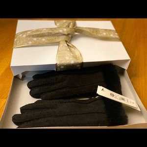 Winter gloves black hand sewn